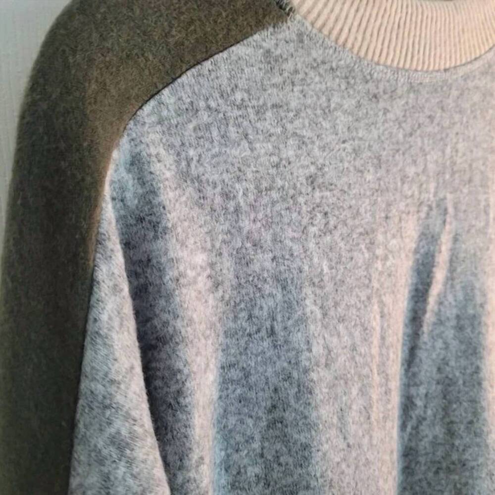NEW THEO & SPENCE women's color block sweater in grey/loden/putty - Picture 4 of 4